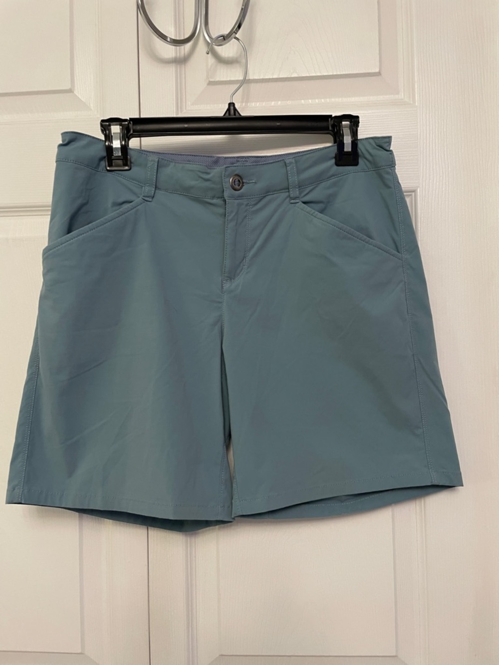 Patagonia Blue Women’s Hiking Outdoors Performance Shorts Size 6 Great Shape